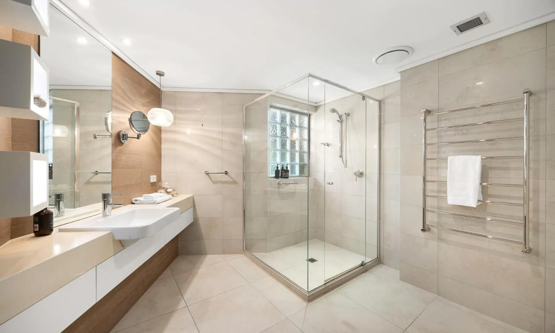누사 Hastings Park: Modern, Ocean View Retreat 아파트